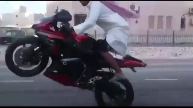 پیشرفت اعــــــــــراب در موتورسواری!!!