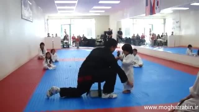 کلیپ طنز از کودک بسیار شیرین ژاپنی در کلاس کاراته