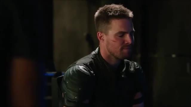 Arrow 2015 - celebritihiha - تریلر جدید فصل 4 کماندار