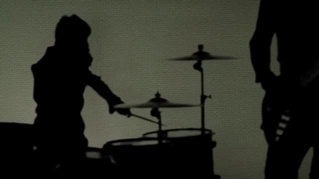 Muse - Psycho -- official Lyrics video
