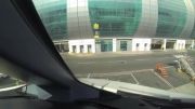نمای کابین خلبان ایرباس 380 امارات در فرودگاه تهران