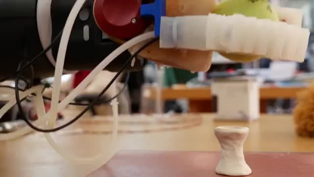 ساخت دست انعطاف پذیر برای ربات با پرینتر سه بعدی