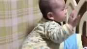وقتی بچه دست زدن یاد میگیرد