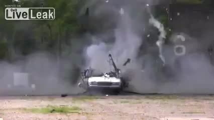 انفجار ماشین