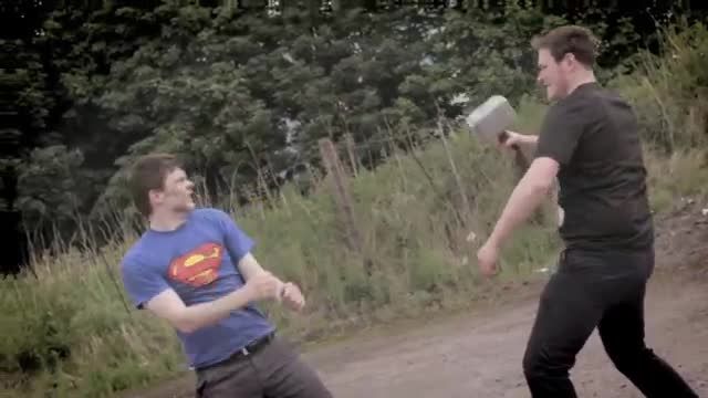 سوپرمن علیه ثور