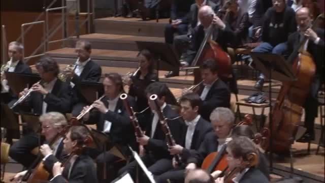 Mozart . Symphony No. 25 . Trevor Pinnock