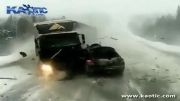 تصادف شدید در کولاک برف