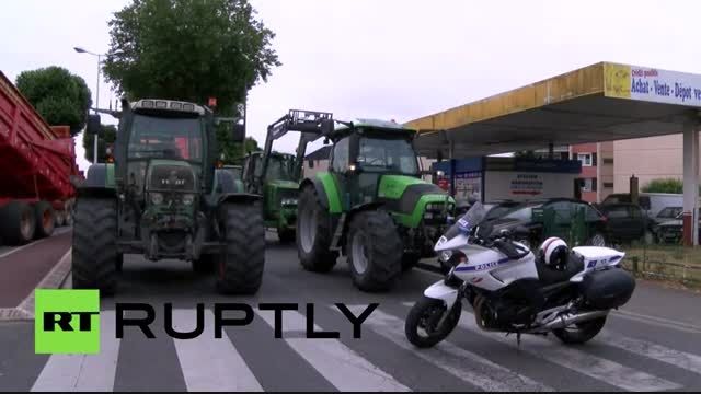 اعتراض عجیب به سبک کشاورزان فرانسوی