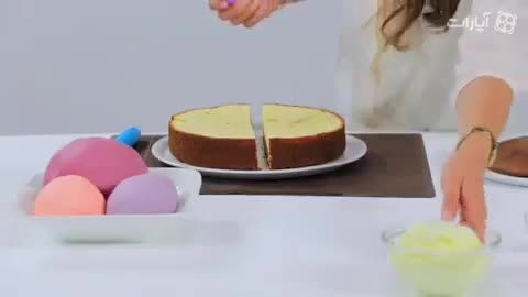 ساخت کیک به صورت کیف صورتی
