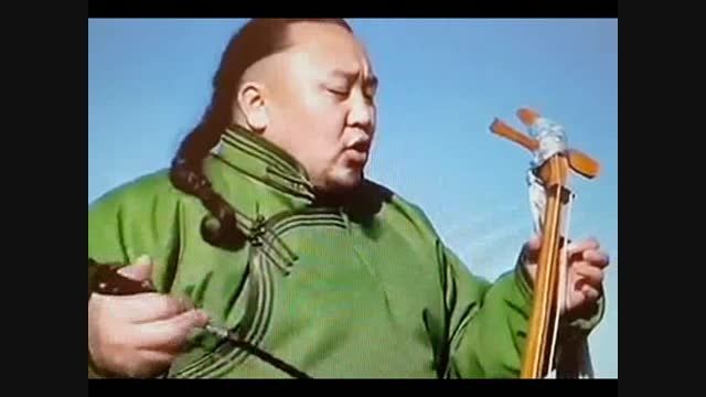 اجرای موسیقی ترکی-مغولی اصیل