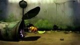 LARVA - Bee