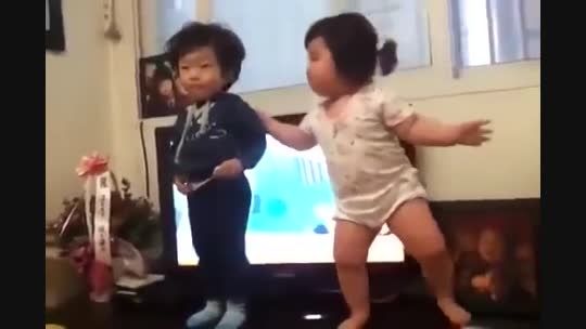 بچه های رقاص