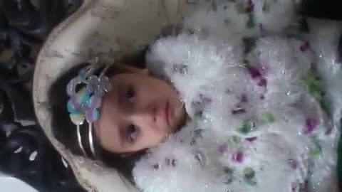 خواندن ترانه مرتضی پاشایی توسط یه دختربچه ناز
