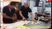 کارگر حرفه ای نانوایی