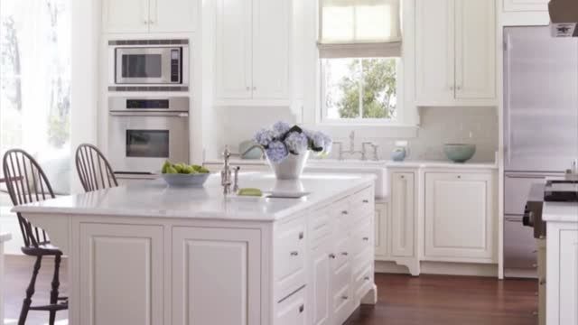 طراحی آشپزخانه - رنگ آمیزی سفید