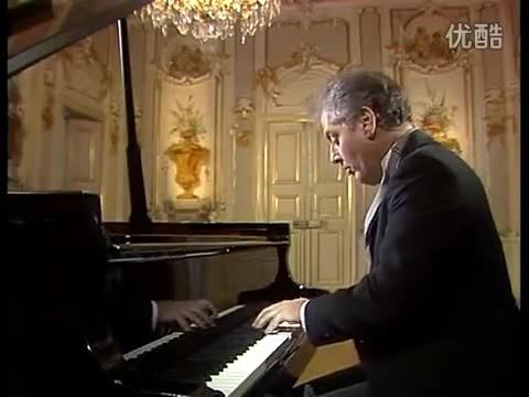 پیانو از دانیل بارنبویم-Mozart Piano Sonata No.1 K279