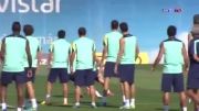 بازی و تفریح بازیکنان بارسلونا در تمرینات