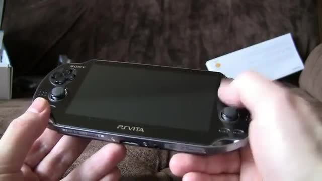 نگاهی به PS Vita