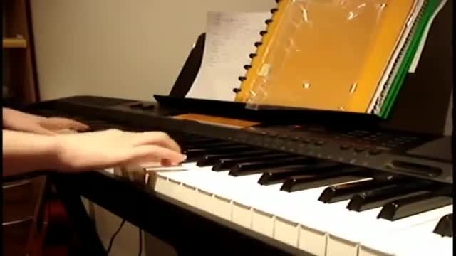 Ukiss 0330 piano