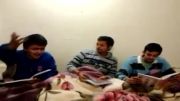 تقلید اهنگ هندی  توسط چند دانشجو--اخر خنده