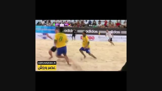 تکنیک ناب برزیلی در فوتبال ساحلی