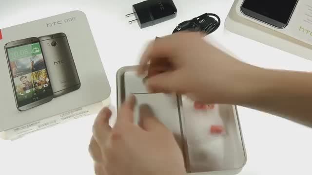 HTC One (M8) unboxing