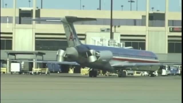 رانش معکوس هواپیمای MD-80 ( دنده عقب گرفتن هواپیما )