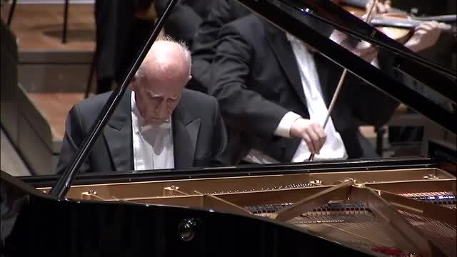 Mozart . Piano Concerto No. 17 . Claudio Abbado