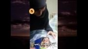 استقبال سوزناک مادر شهید از فرزندش
