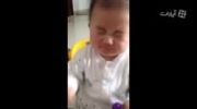 واکنش یک نوزاد نسبت به لیمو ترش