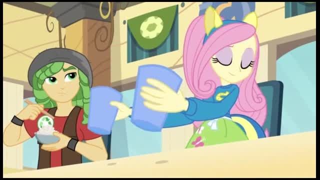 یه اهنگ قشنگ از my little pony equestria girl