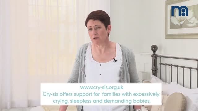 چطور نوزاد گریان خود را آرام کنیم؟