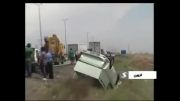تصادف زنجیره  ای ۲۰ خودرو در بزرگراه قزوین