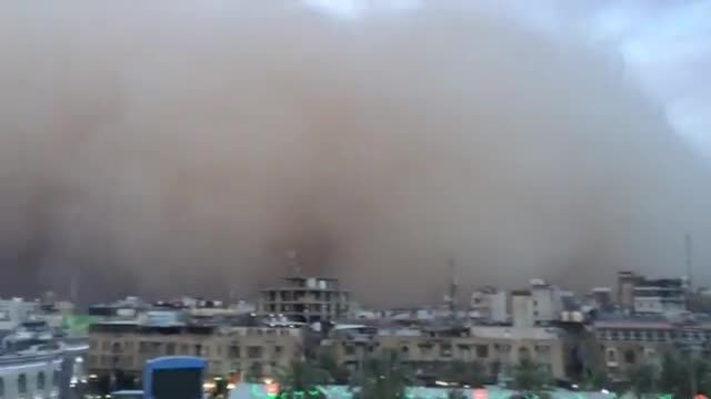 طوفان شن در کربلا