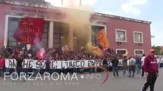 اعتراض تیفوسی های رم به پالوتا