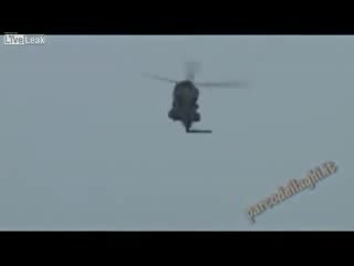 سقوط هلیكوپتر در هنگام نمایش هوایی
