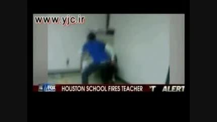کتک زدن دانش آموز توسط معلم آمریکا