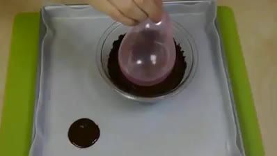ساخت ظرف شکلاتی با بادکنک