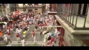 دوزخمی در مراسم دویدن گاوها در پامپلونای اسپانیا!!!