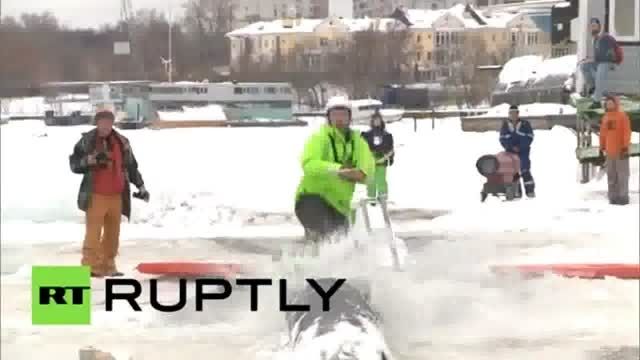 تفریحات در رودخانه های یخ زده اروپا
