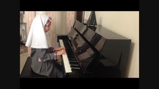 پیانیست جوان-دیبا همتی-تولدت مبارک(انوشیروان روحانی)