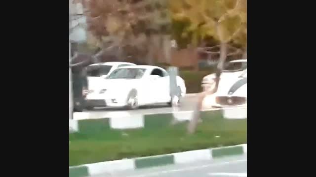گذر بنز و پورشه و مازراتی در تهران!