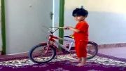 آخر بدلکاری کوچولوی 5ساله با دوچرخه (داوود اسی )