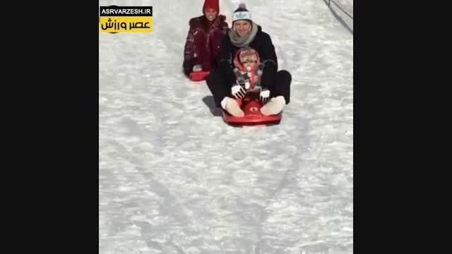 کلیپی جالب از برف بازی لیونل مسی و همسرش