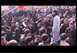 قسمتی از مراسم شور زنی میدان. عاشورا هیت سید الشهدا روستای شیراز 90سال