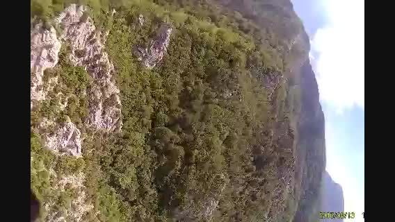 پرواز بر فراز جنگل مینو دشت با پاراگلایدر