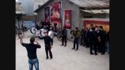 کلیپ ویدیویی زنجیر زنی صبح تاسوعا در حسینیه چاله پل