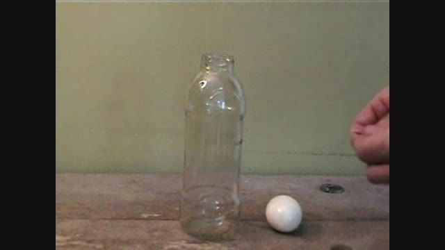 ذوب کردن تخم مرغ با آب ( خیلی جالبه)