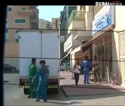 دوربین مخفی دوچرخه فروش ایرانی در دبی