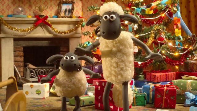 دانلود انیمیشن بره ناقلا پرواز قبل از کریسمس 2021 - Shaun the Sheep The Flight Before Christmas